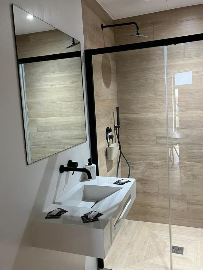 Artemisa Suites Sevilla Bagian luar foto