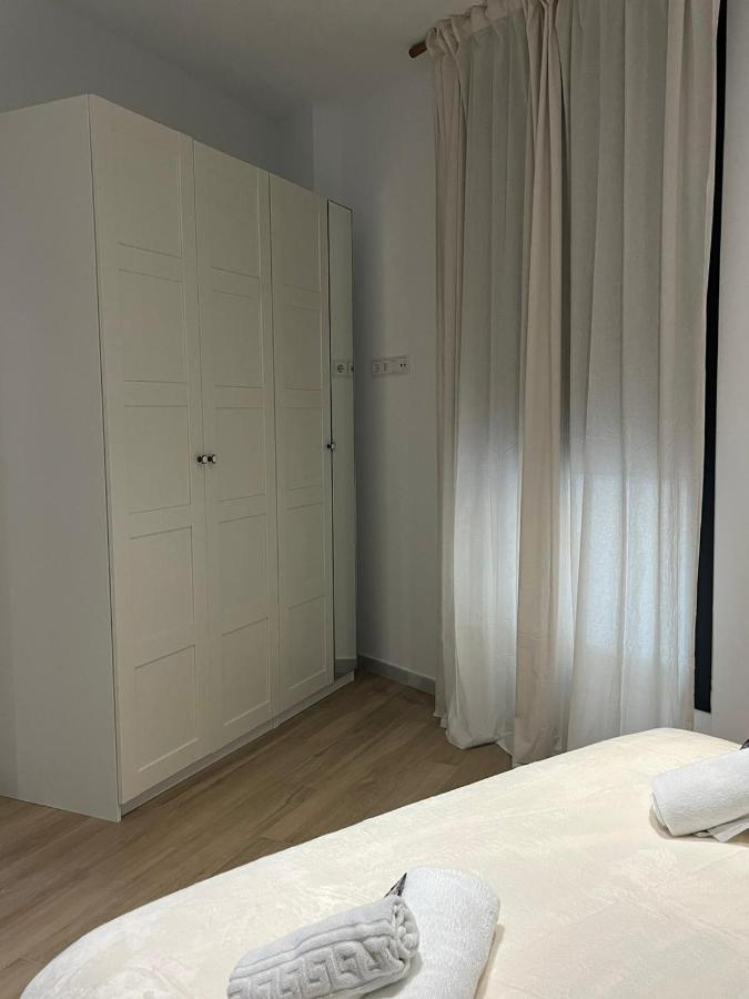 Artemisa Suites Sevilla Bagian luar foto